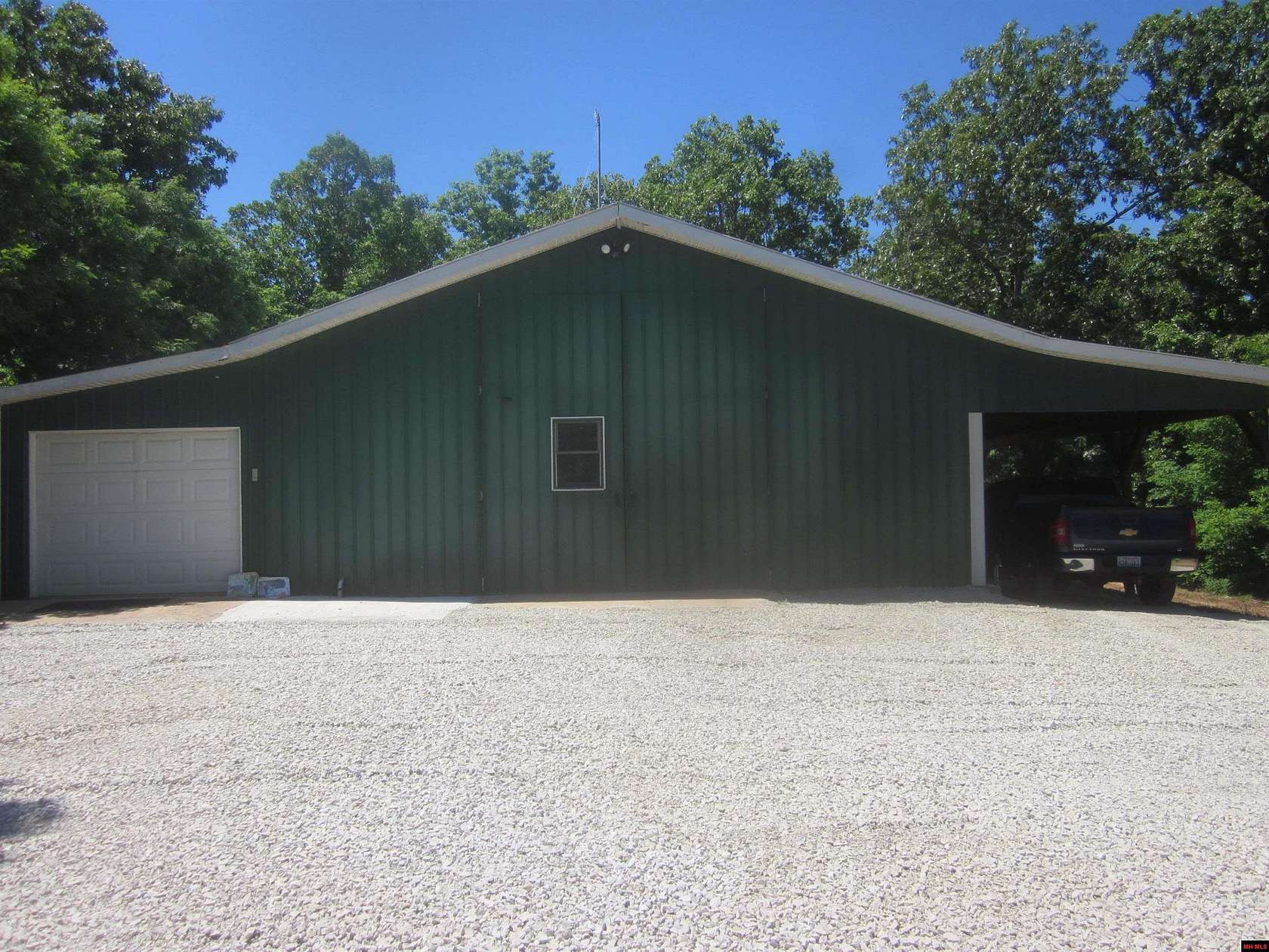 5.5 Acres of Residential Land for Sale in Mountain Home, Arkansas