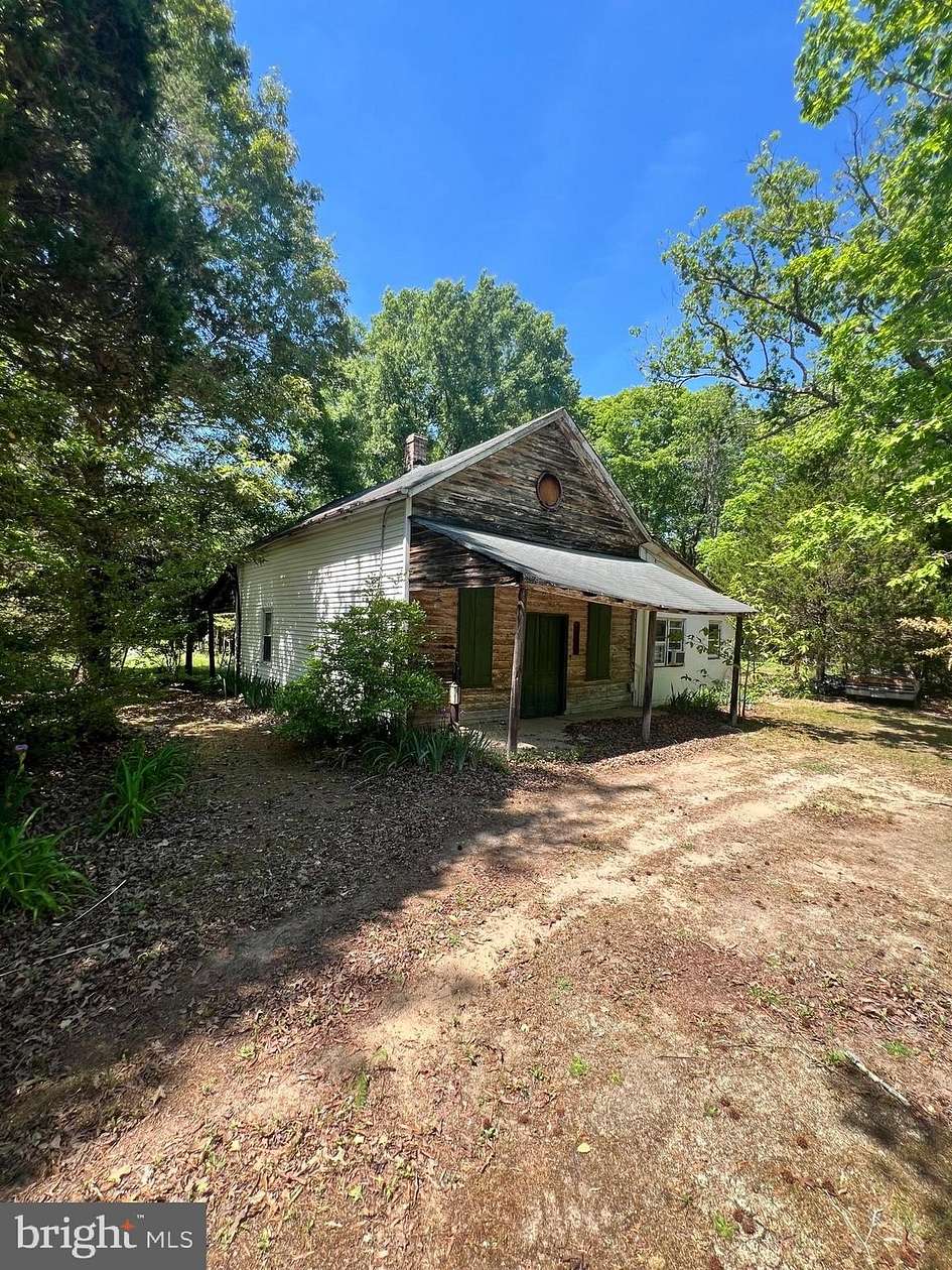 4 Acres of Land with Home for Sale in Nanjemoy, Maryland