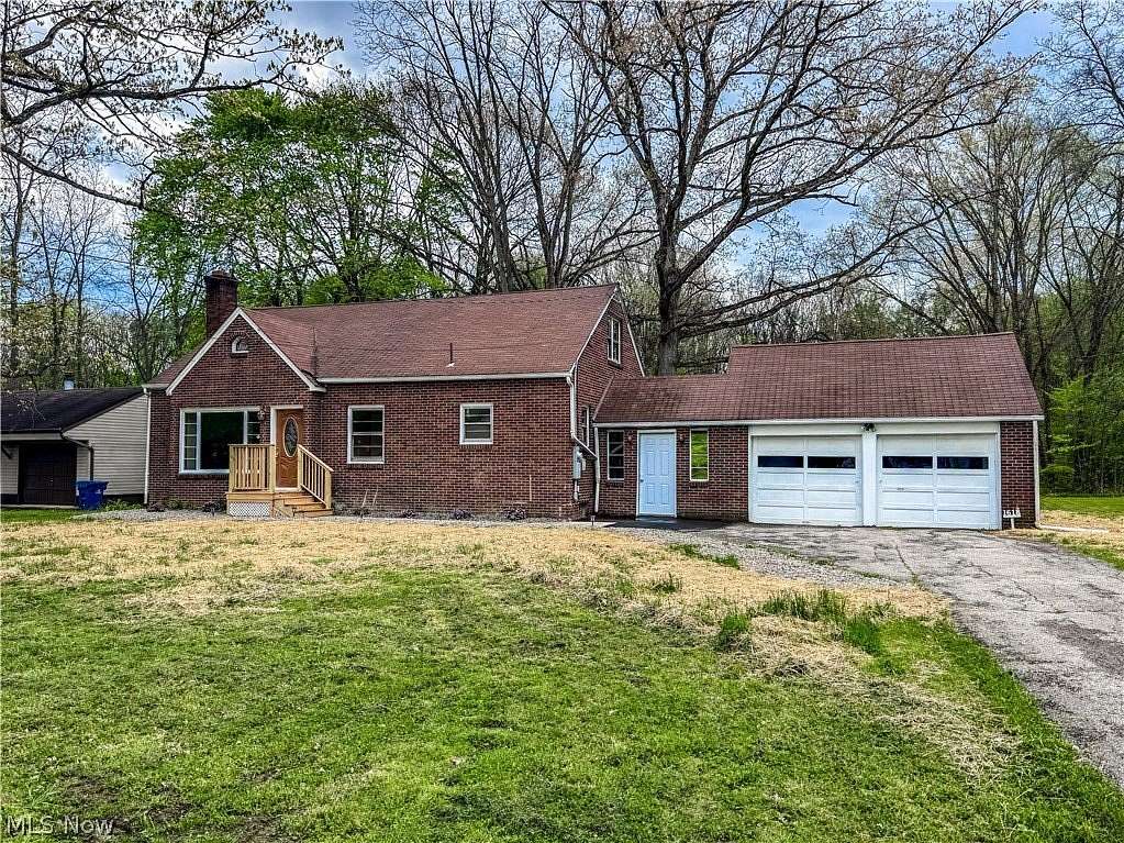 2 Acres of Land with Home for Sale in Weathersfield Township, Ohio
