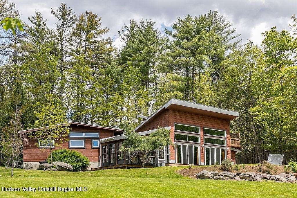 2 Acres of Land with Home for Sale in Woodstock, New York