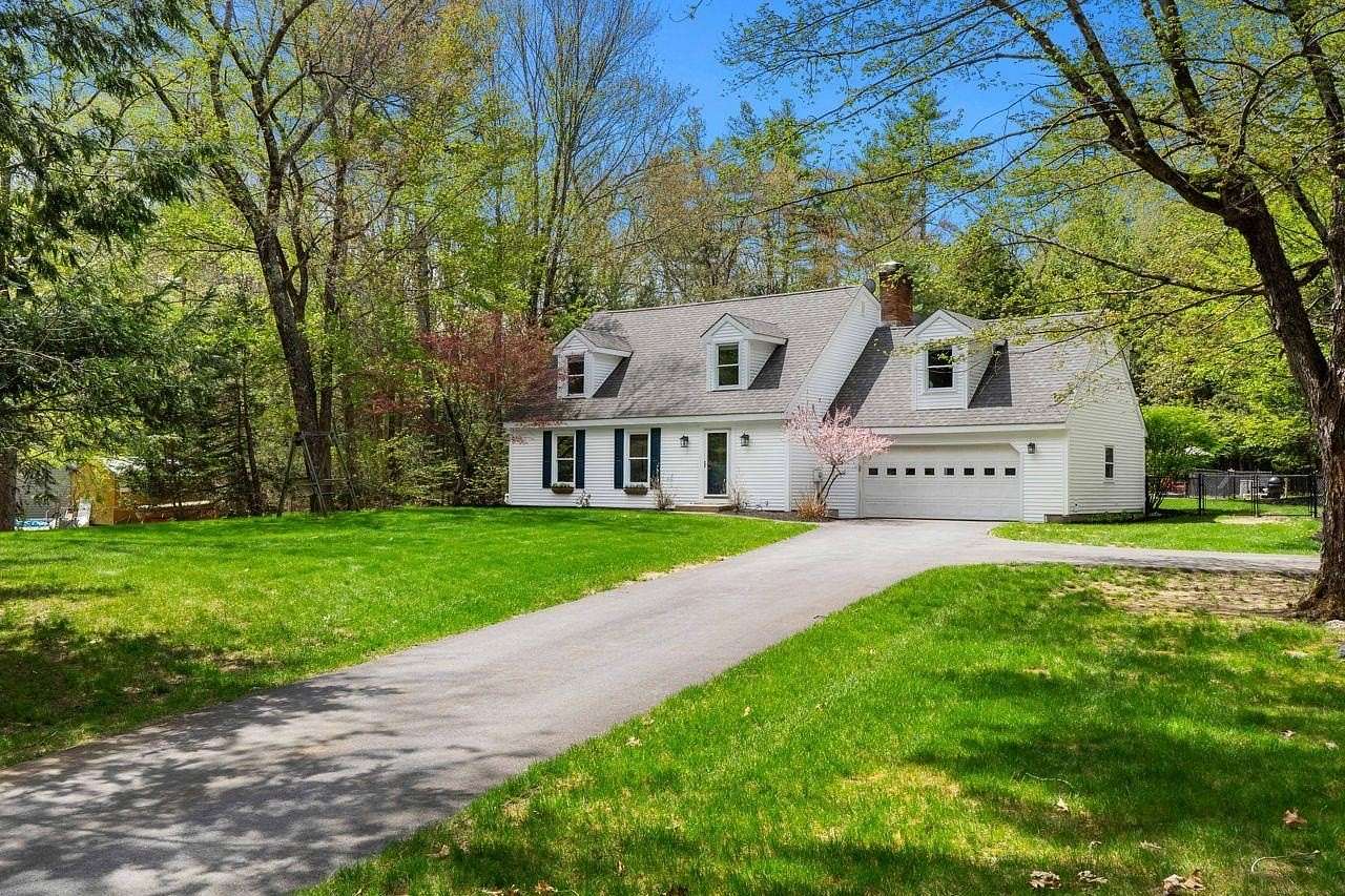 1.5 Acres of Land with Home for Sale in Bedford, New Hampshire