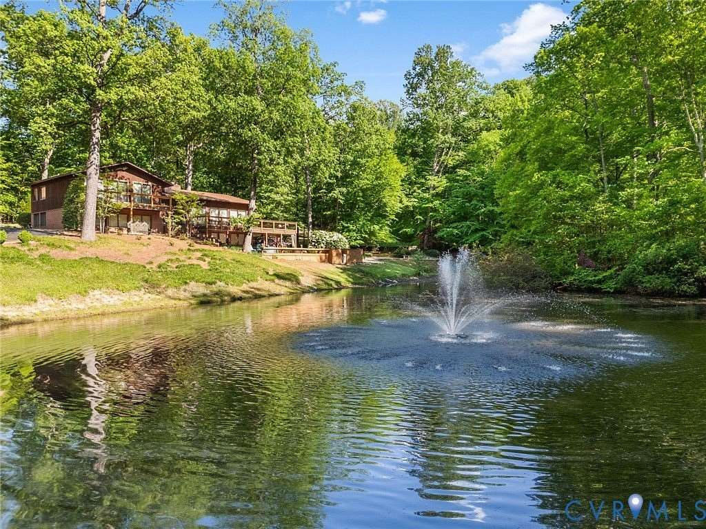 4.8 Acres of Land with Home for Sale in Richmond, Virginia