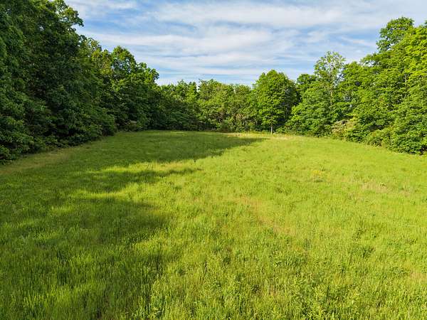 80 Acres of Land for Sale in Charlotte, Tennessee