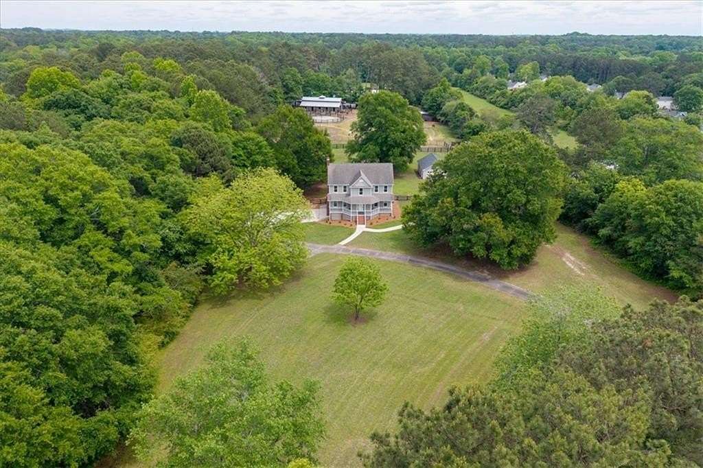 2.8 Acres of Land with Home for Sale in Powder Springs, Georgia
