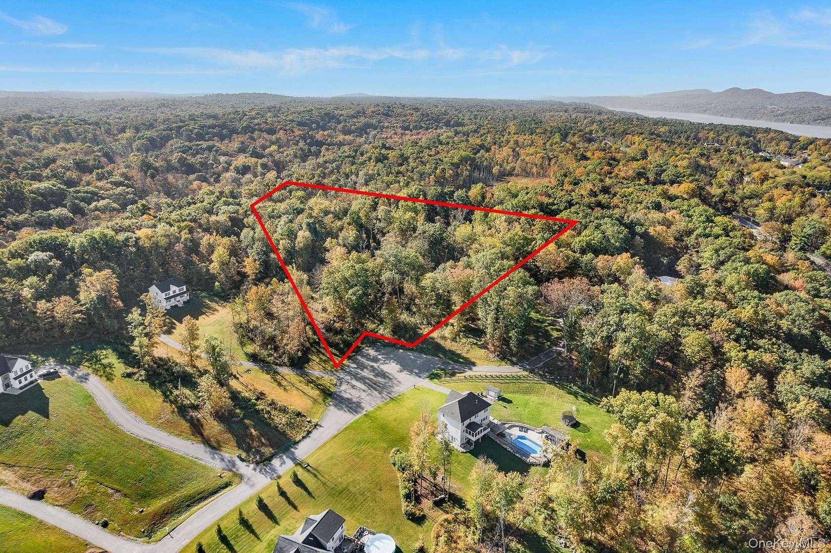 2.38 Acres of Land with Home for Sale in Staatsburg, New York
