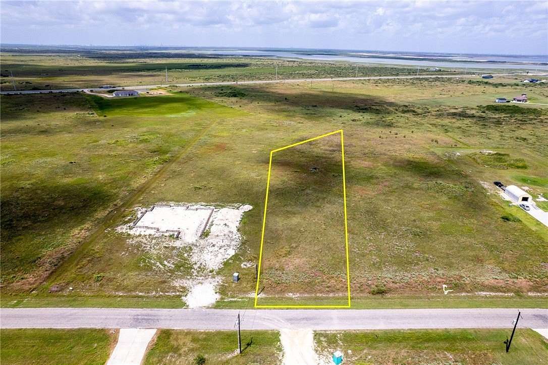 3 Acres of Residential Land for Sale in Rockport, Texas