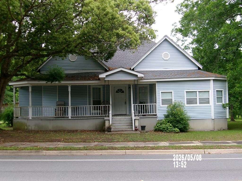 2.1 Acres of Land with Home for Sale in Cairo, Georgia