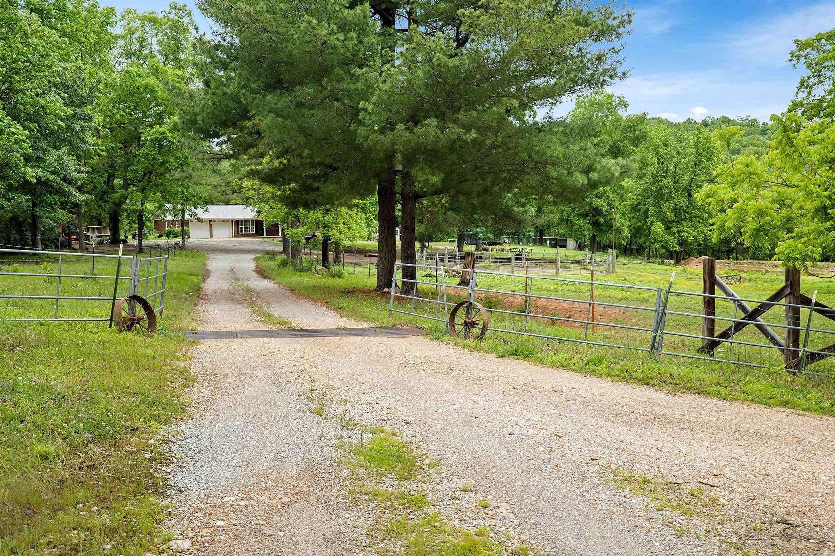 69 Acres of Agricultural Land with Home for Sale in Black Rock, Arkansas