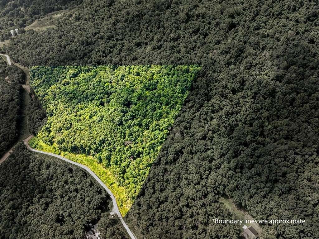 10 Acres of Recreational Land for Sale in Jasper, Arkansas