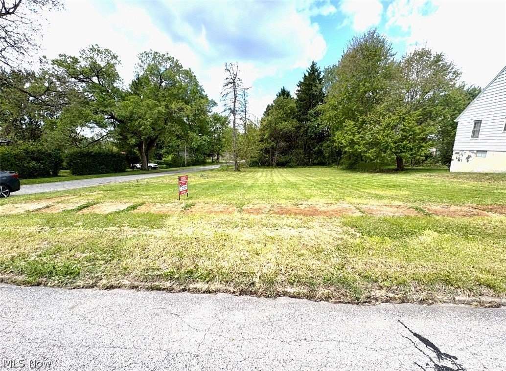 0.2 Acres of Land for Sale in Girard, Ohio