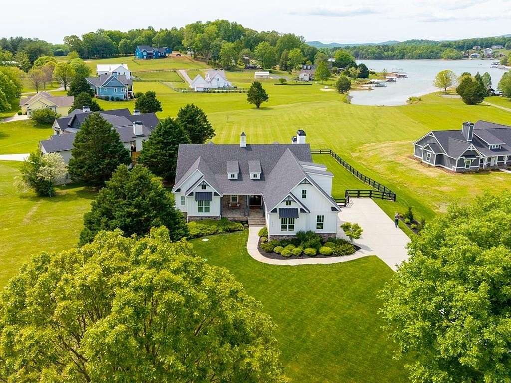 1.63 Acres of Land with Home for Sale in Hiawassee, Georgia