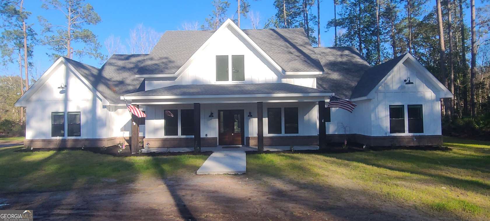 3 Acres of Land with Home for Sale in Woodbine, Georgia