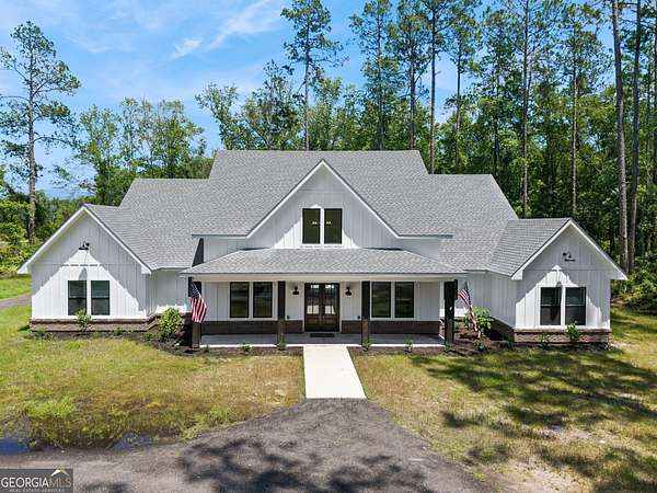 3 Acres of Land with Home for Sale in Woodbine, Georgia