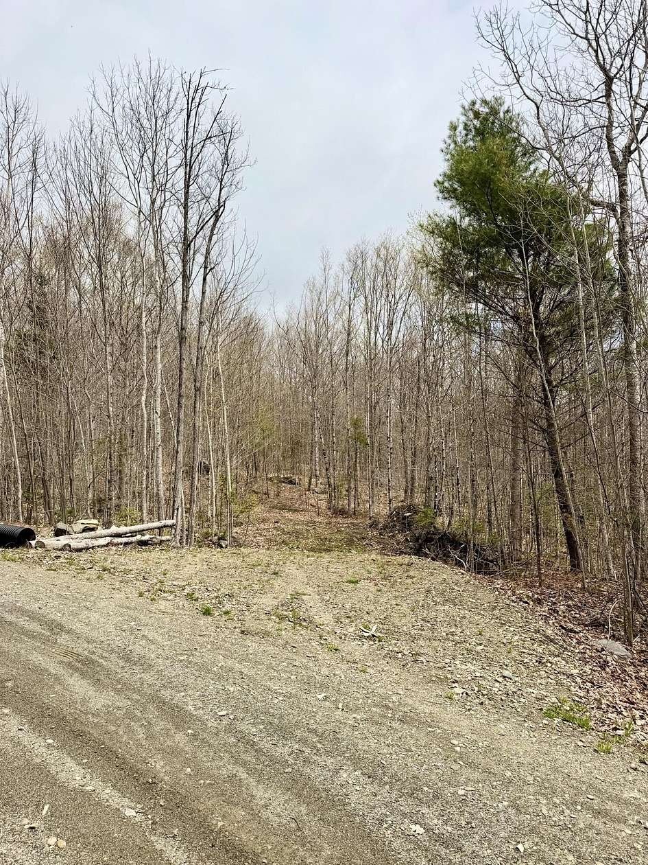 2.86 Acres of Residential Land for Sale in Phillips, Maine