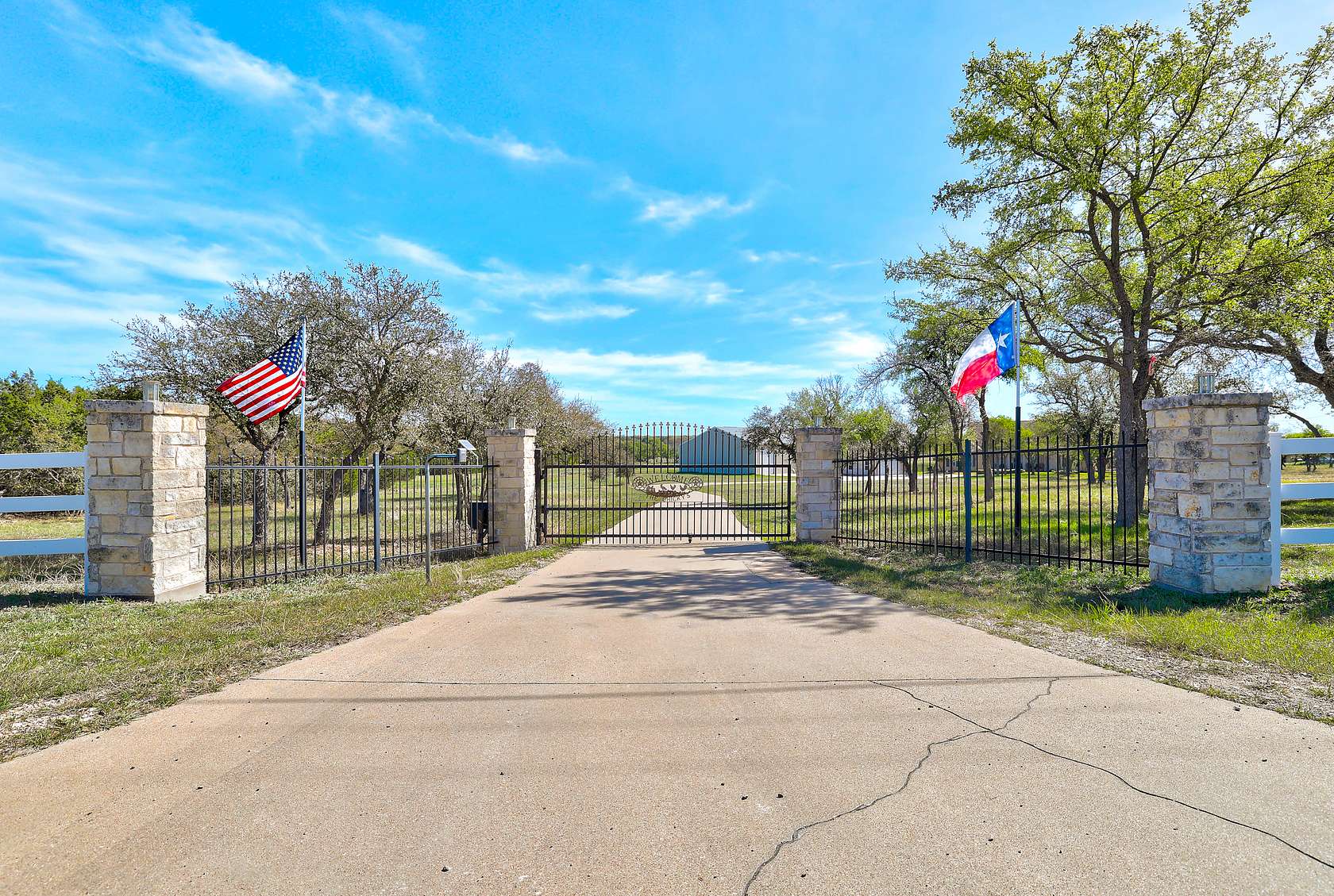 7.5 Acres of Land with Home for Sale in Georgetown, Texas