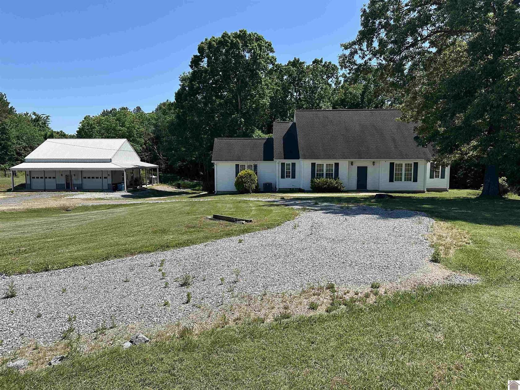 1.86 Acres of Land with Home for Sale in Mayfield, Kentucky