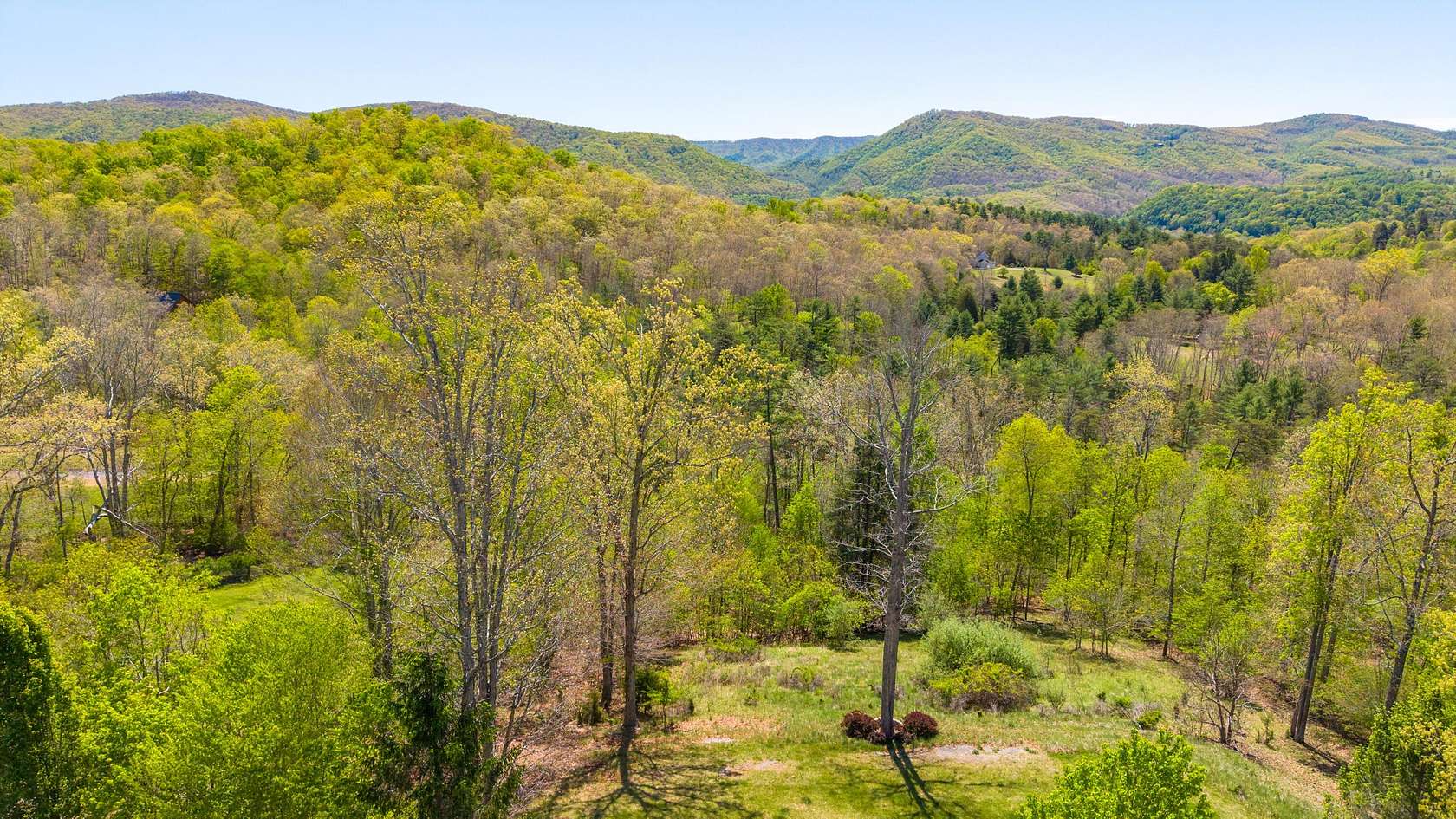 1 Acre of Residential Land for Sale in Caldwell, West Virginia