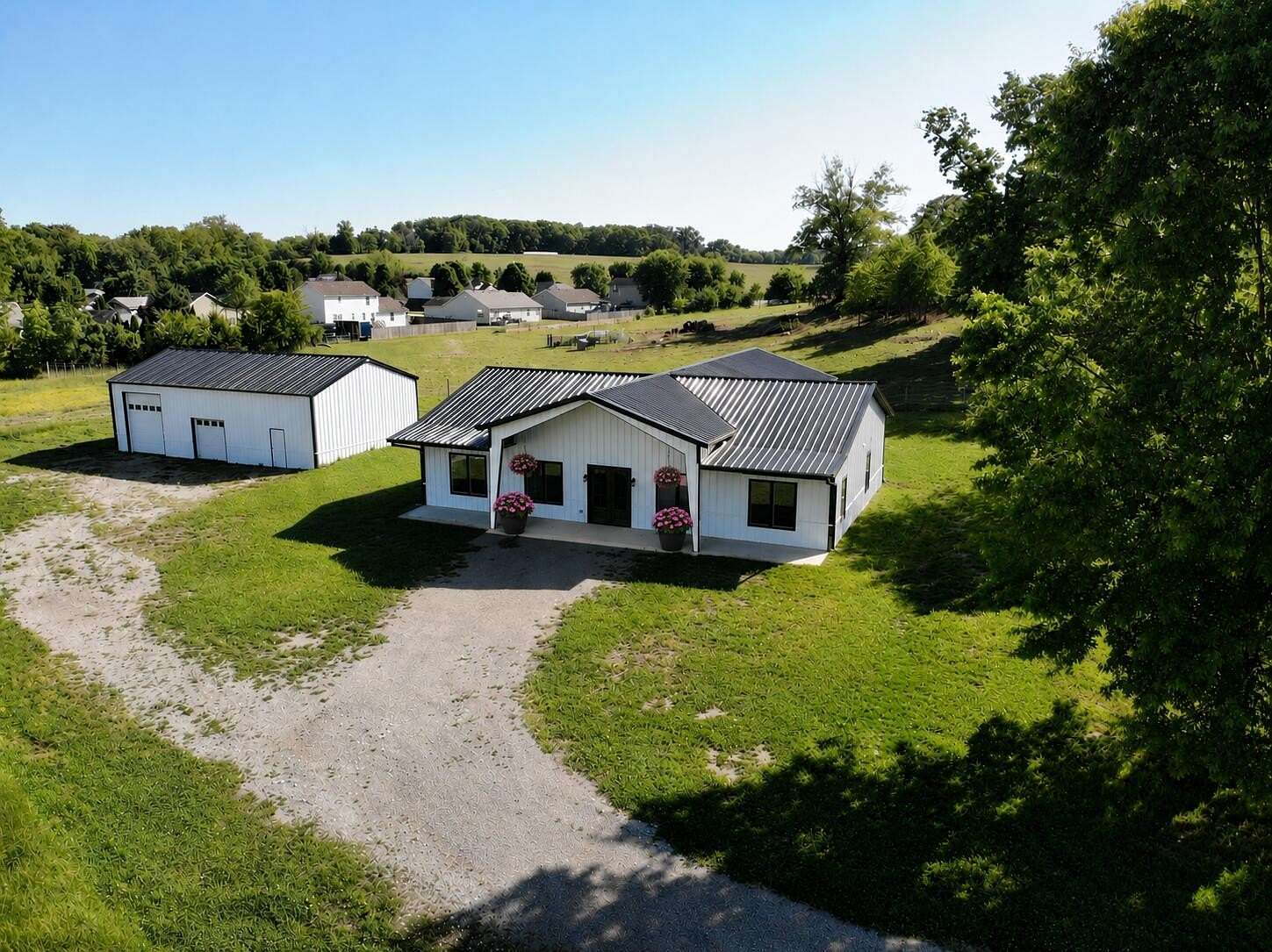23.1 Acres of Agricultural Land with Home for Sale in Berea, Kentucky