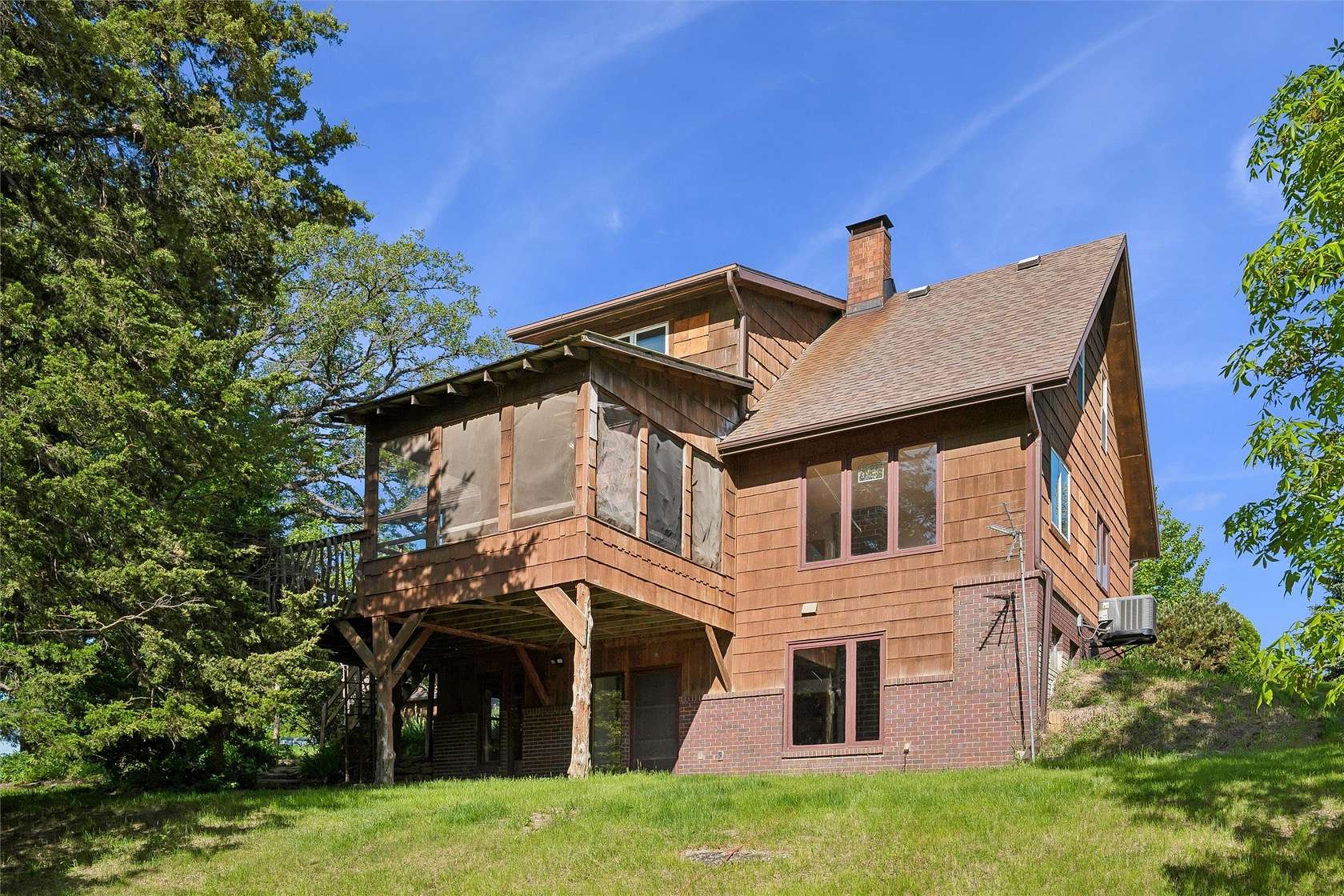 15.2 Acres of Land with Home for Sale in Earlham, Iowa