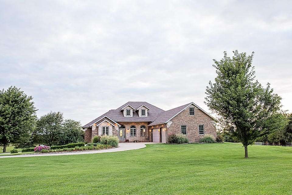 4 Acres of Land with Home for Sale in Springfield, Missouri
