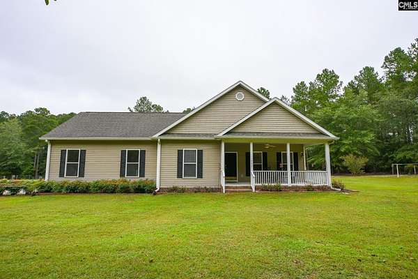 16.3 Acres of Land with Home for Sale in Batesburg, South Carolina
