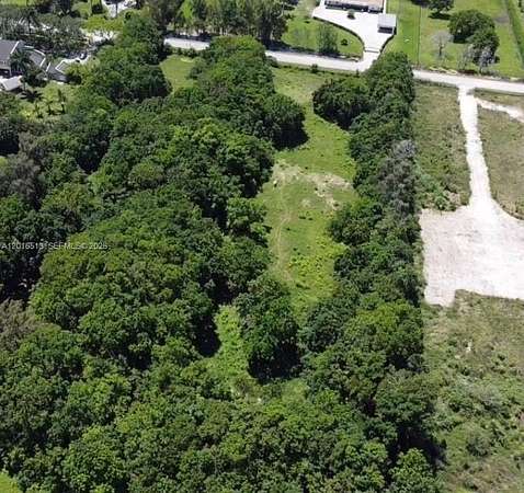 4.7 Acres of Land for Sale in Southwest Ranches, Florida