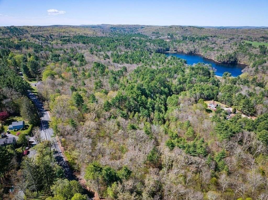7.5 Acres of Residential Land for Sale in Warren, Massachusetts