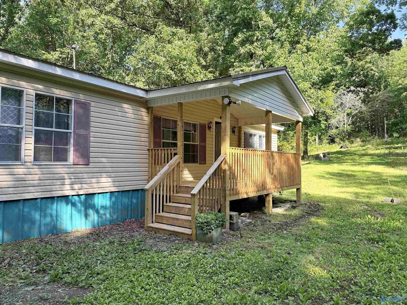 4.4 Acres of Land with Home for Sale in Blountsville, Alabama