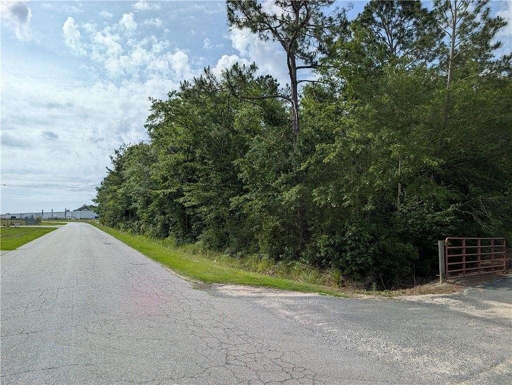 6.68 Acres of Commercial Land for Sale in Nashville, Georgia