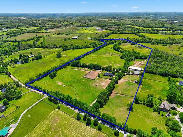 47 Acres of Land with Home for Sale in Wilmore, Kentucky