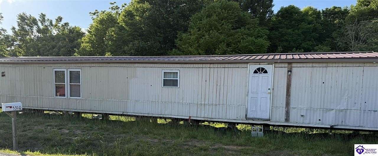 2.18 Acres of Land with Home for Sale in Columbia, Kentucky