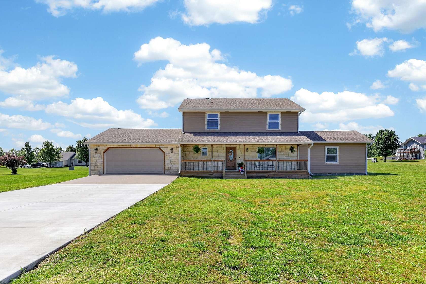 1.5 Acres of Land with Home for Sale in Pittsburg, Kansas