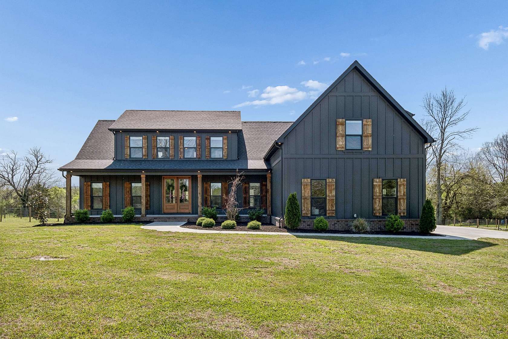 9.5 Acres of Land with Home for Sale in Lascassas, Tennessee