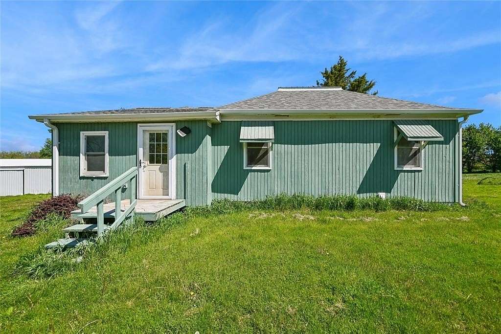 1.65 Acres of Land with Home for Sale in Springville, Iowa