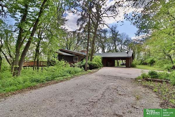 10.5 Acres of Land with Home for Sale in Omaha, Nebraska