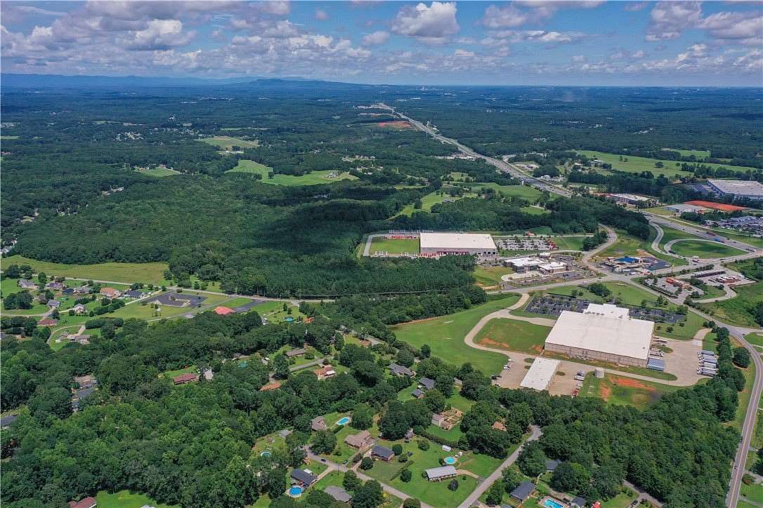 33 Acres of Land for Sale in Piedmont, South Carolina
