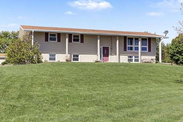 3 Acres of Land with Home for Sale in Otho, Iowa