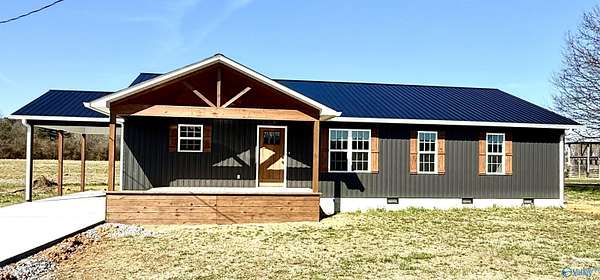 11 Acres of Land with Home for Sale in Boaz, Alabama