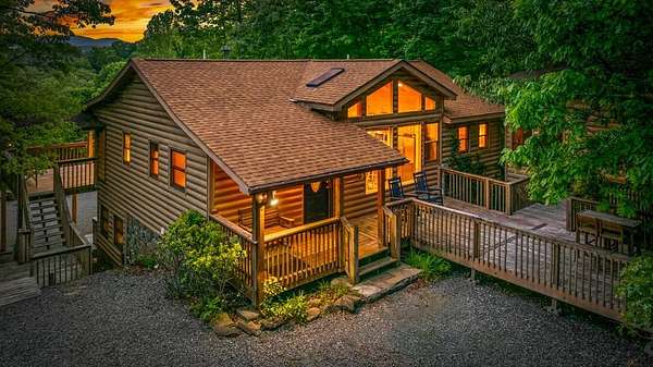 1.57 Acres of Land with Home for Sale in Blue Ridge, Georgia