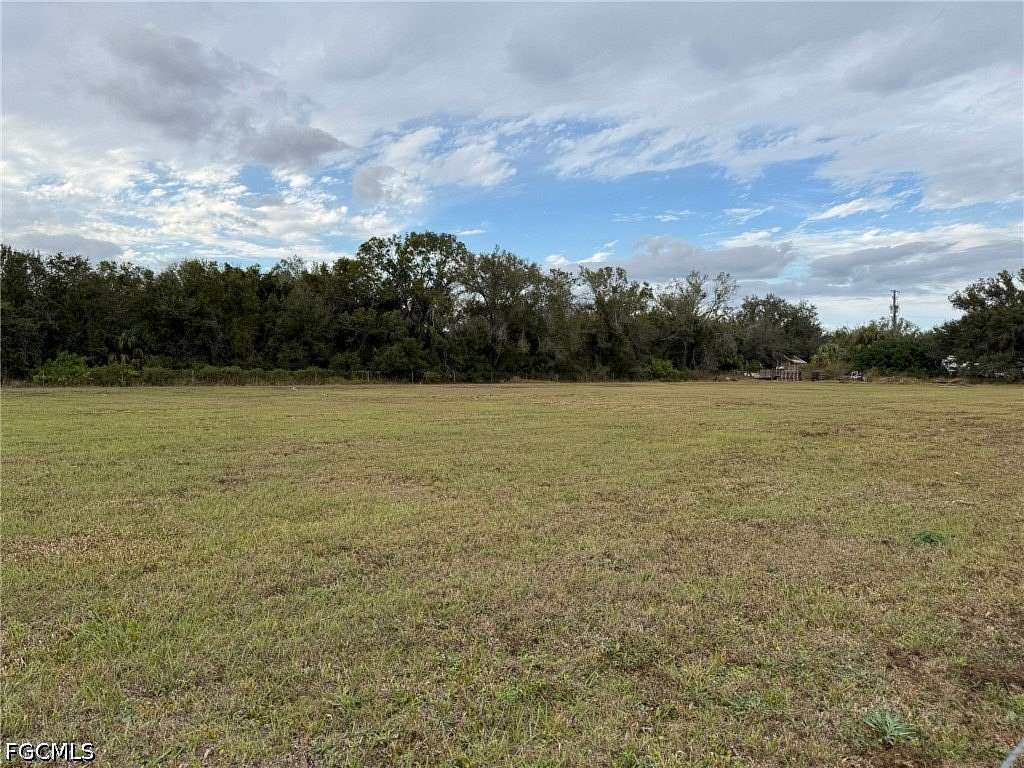 2.46 Acres of Commercial Land for Sale in Arcadia, Florida