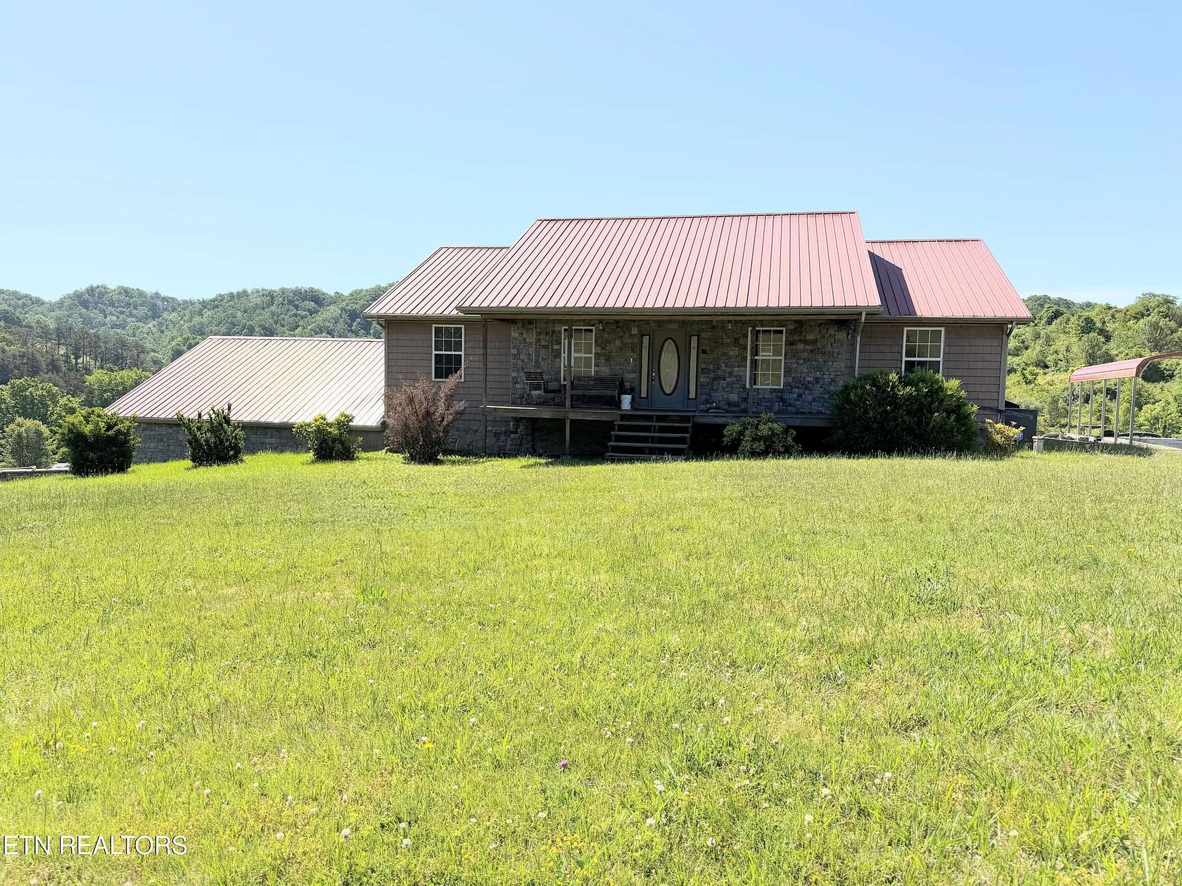 1.5 Acres of Land with Home for Sale in Andersonville, Tennessee
