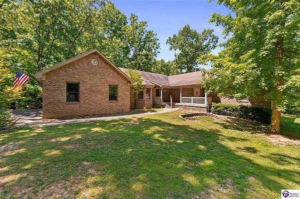 4 Acres of Land with Home for Sale in Shepherdsville, Kentucky