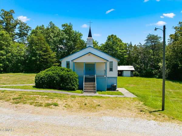 1.8 Acres of Land with Home for Sale in Maryville, Tennessee