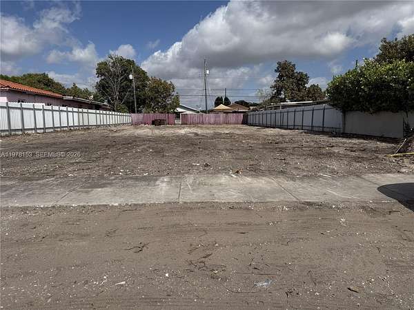 0.19 Acres of Residential Land for Sale in Hialeah, Florida