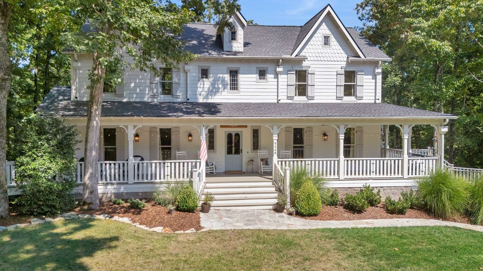 11.7 Acres of Land with Home for Sale in Franklin, Tennessee