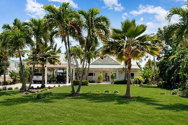 2 Acres of Land with Home for Sale in Tavernier, Florida