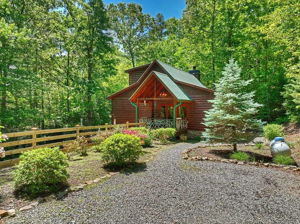 1.86 Acres of Land with Home for Sale in Blue Ridge, Georgia