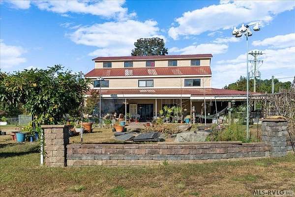 2.44 Acres of Improved Mixed-Use Land for Sale in Bracey, Virginia