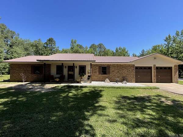 3.48 Acres of Land with Home for Sale in Benton, Arkansas
