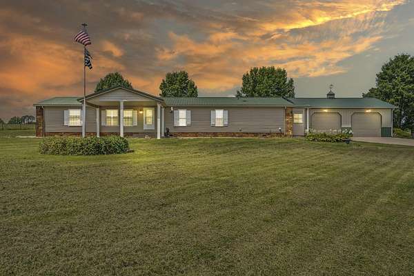 5 Acres of Land with Home for Sale in Billings, Missouri